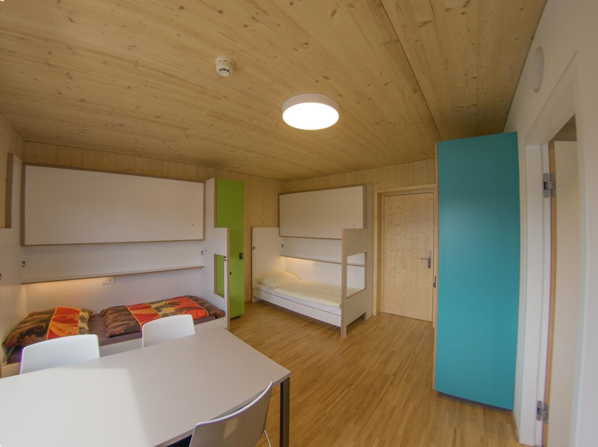 Hostel Salzburg-Wals Exterior photo